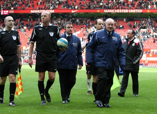 西甲裁判报告：皇马3人被罚下，卡雷拉斯、卡瓦哈尔怒斥裁判（西甲裁判报告：皇马三将染红，卡雷拉斯与卡瓦哈尔怒批主裁）