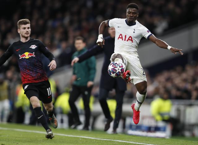 足球足球天才少年迎来国家队首秀，全场最佳（足坛天才少年国家队处子秀，荣膺全场最佳）