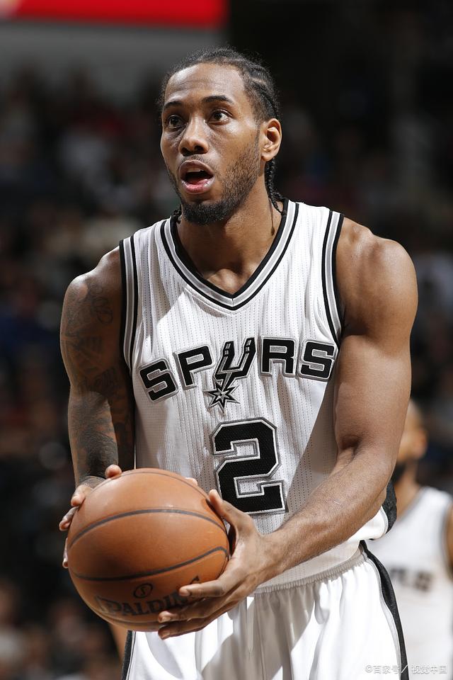 皇家社会迎战吉罗纳：一场关乎生死的西甲保级之战（西甲保级生死战：皇家社会对决吉罗纳）