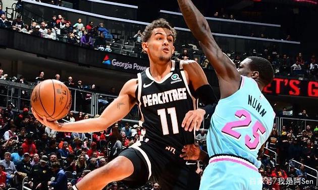 英超第10轮比赛，桑德兰主场1-1战平埃弗顿。（英超第10轮，桑德兰主场与埃弗顿1-1握手言和）